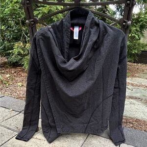 Ivivva by Lululemon Athletic sweater